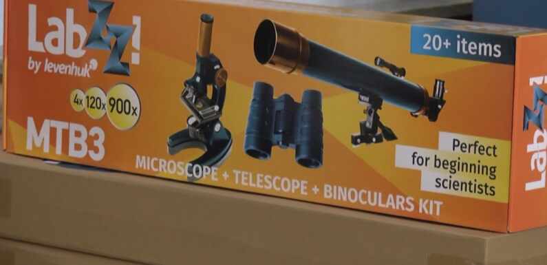 TELESKOPI, MIKROSKOPI I DVOGLEDI ZA KRUŠEVAČKE ŠKOLE