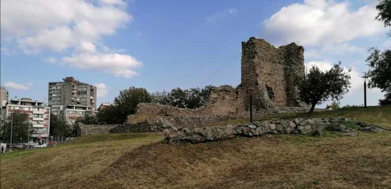 METEOS: SUNČANO I MALO TOPLIJE U PONEDELJAK