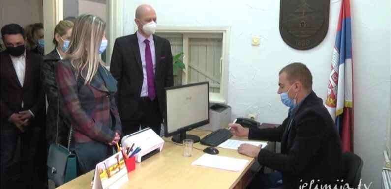 “ŠALTER ZA PREDUZETNIKE” OTVOREN U BRUSU