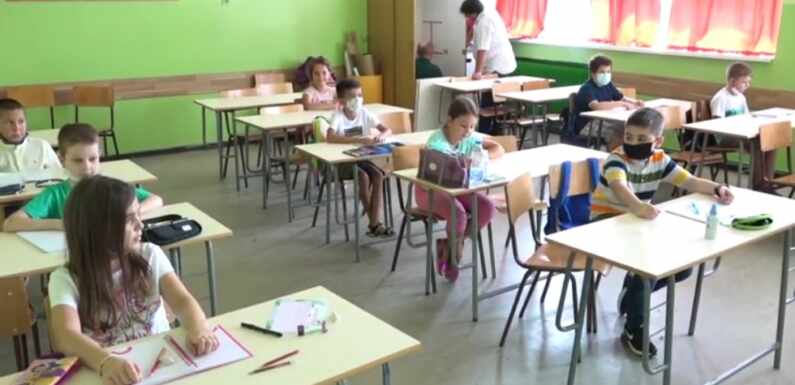 ŠARČEVIĆ: U PRVE DVE NEDELJE INFICIRANA 52 ĐAKA