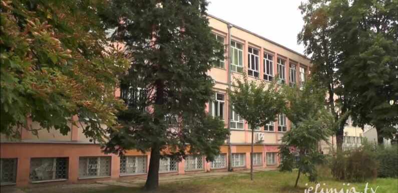 ZA STARIJE OSNOVCE I SREDNJOŠKOLCE POČELA ONLINE NASTAVA