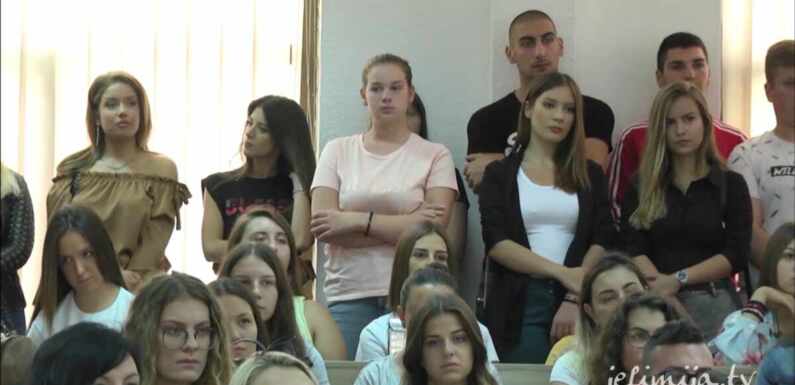 FAKULTETI PREŠLI NA ONLINE NASTAVU, ALI ISPITI NE MOGU VAN USTANOVE