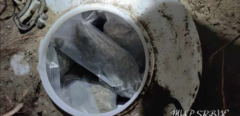 U DVA ZAKOPANA BURETA NAĐENO 15,5kg MARIHUANE