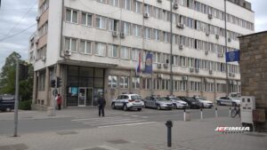 NAPAD NOŽEM U KAFIĆU U KRUŠEVCU. OSUMNJIČENI UHAPŠEN, KOD NJEGA NAĐENA I DROGA