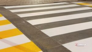 U TOKU JE IZGRADNJA PUNOG ASFALTNOG PLATOA U SRNDALJSKOJ ULICI